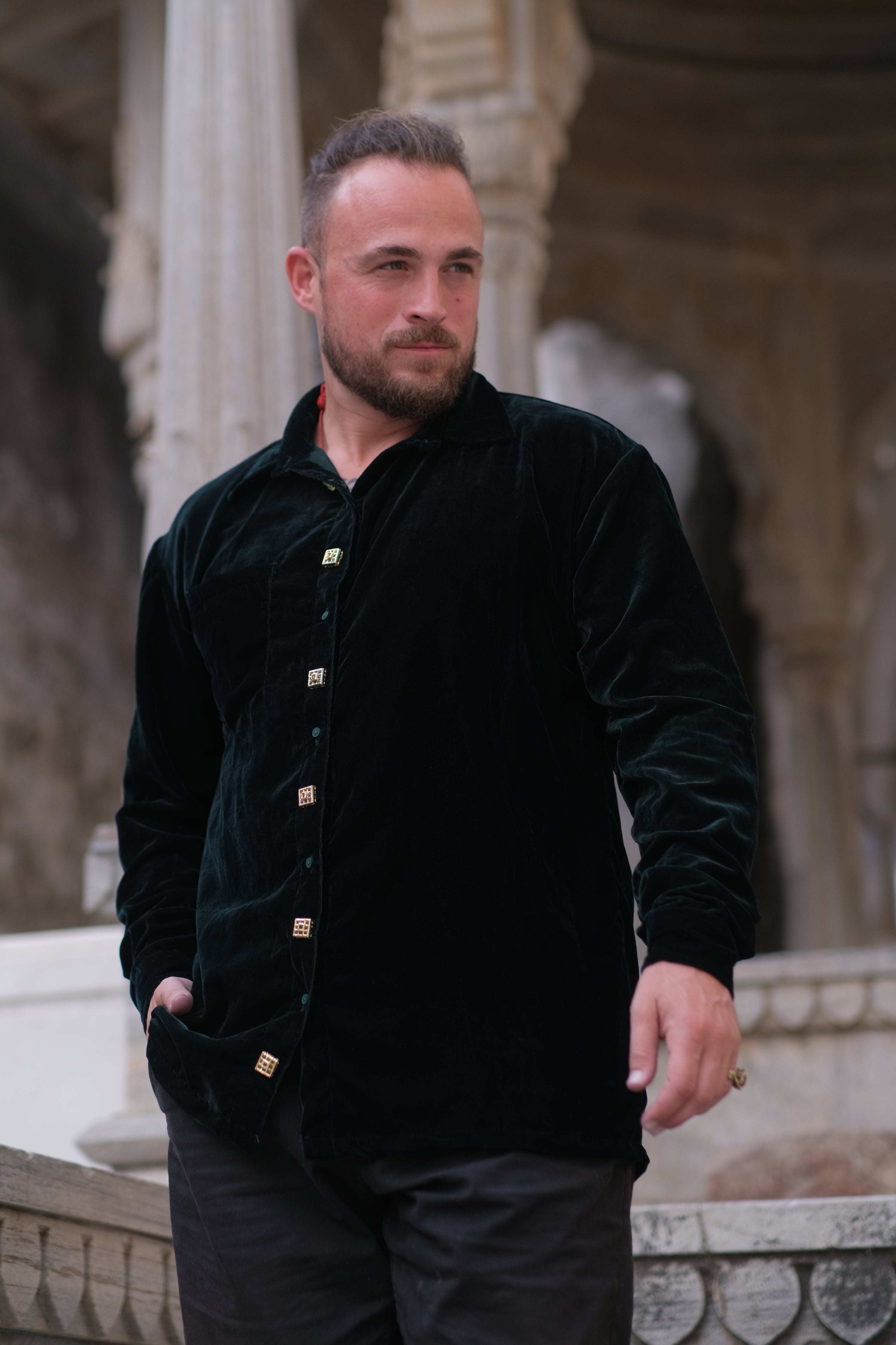 Green Velvet Shirt L / Icy Green Velvet Shirt L / Icy